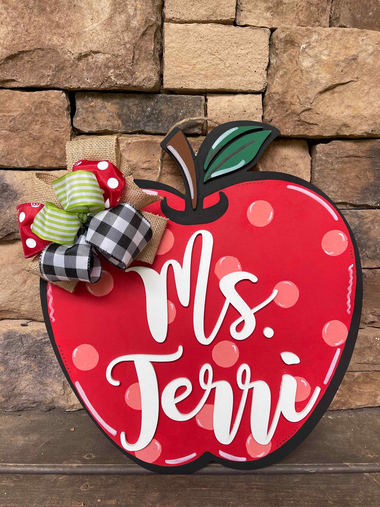 Apple Door Hanger, Teacher Gift, Teacher Door Sign Personalized - Woodland Rustics